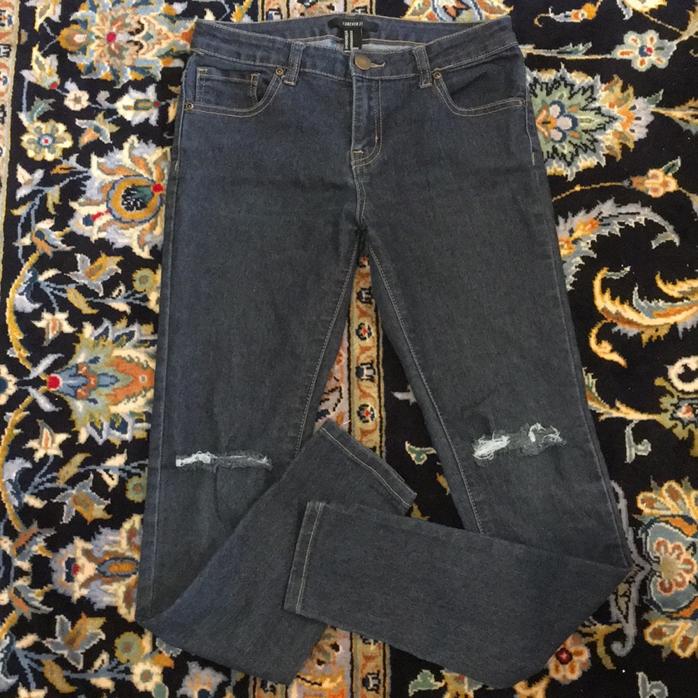 Forever 21 new skinny jeans💙